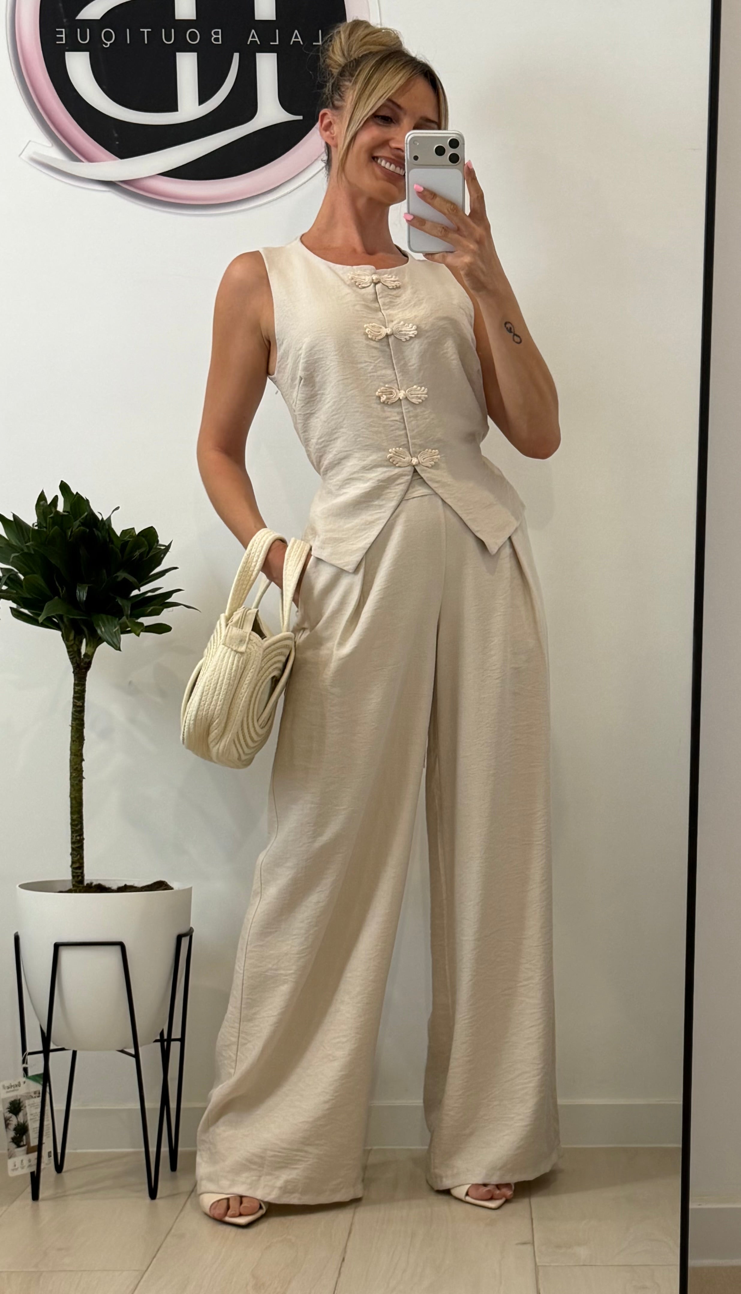 CONJUNTO ASIATICO CREMA