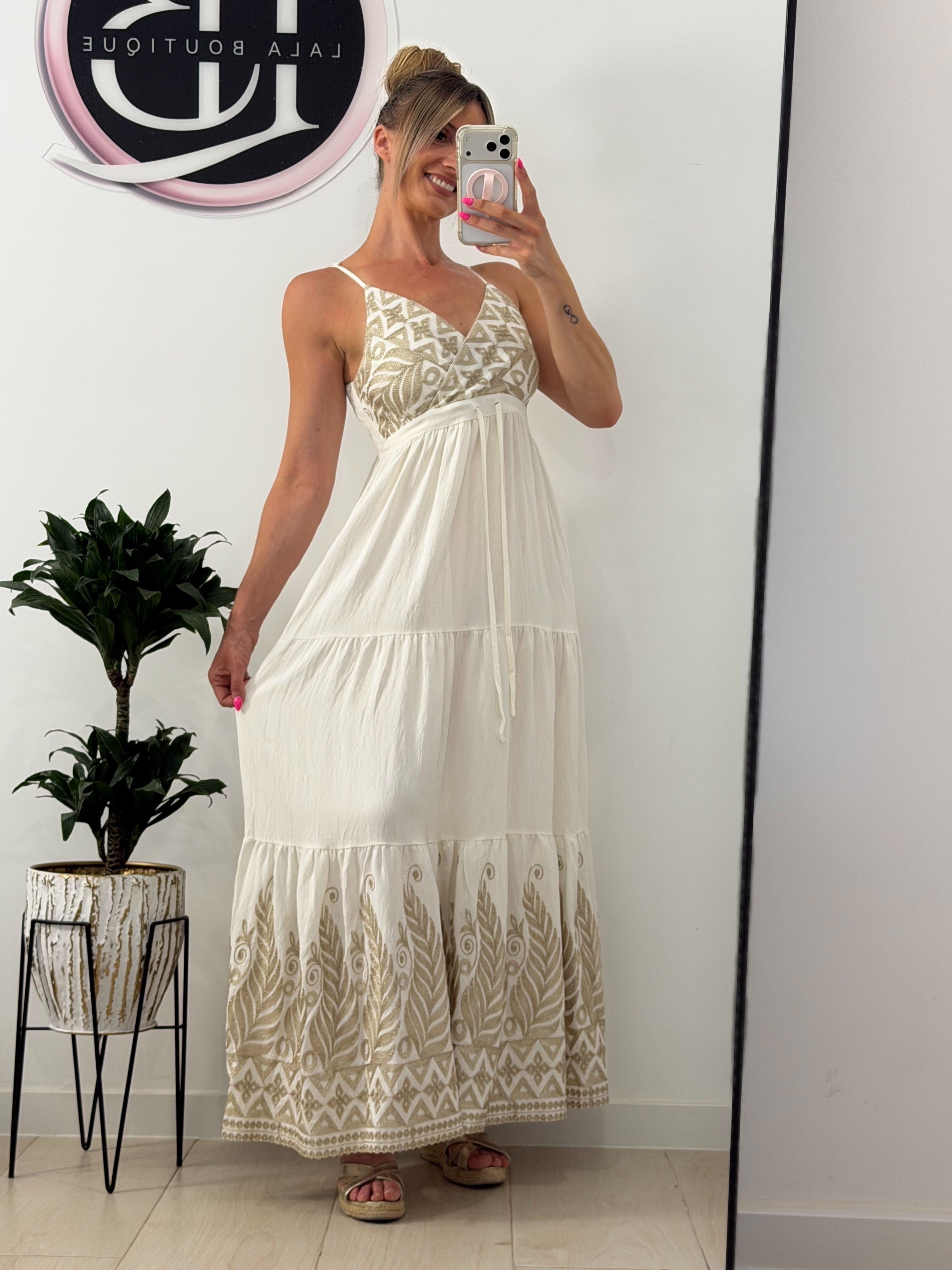VESTIDO FLUIDO BLANCO CON DETALLES DORADOS