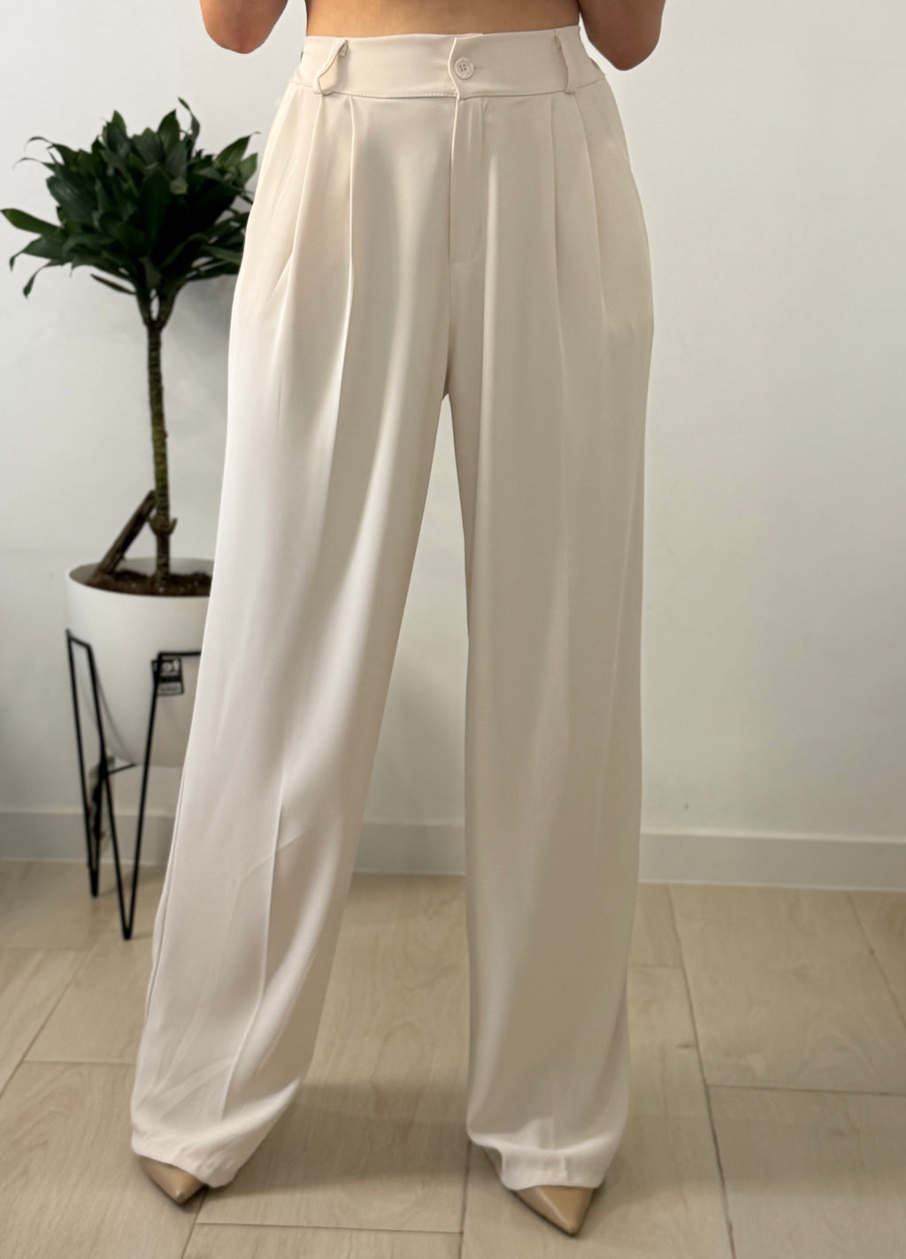 PANTALÓN FLUIDO BEIGE
