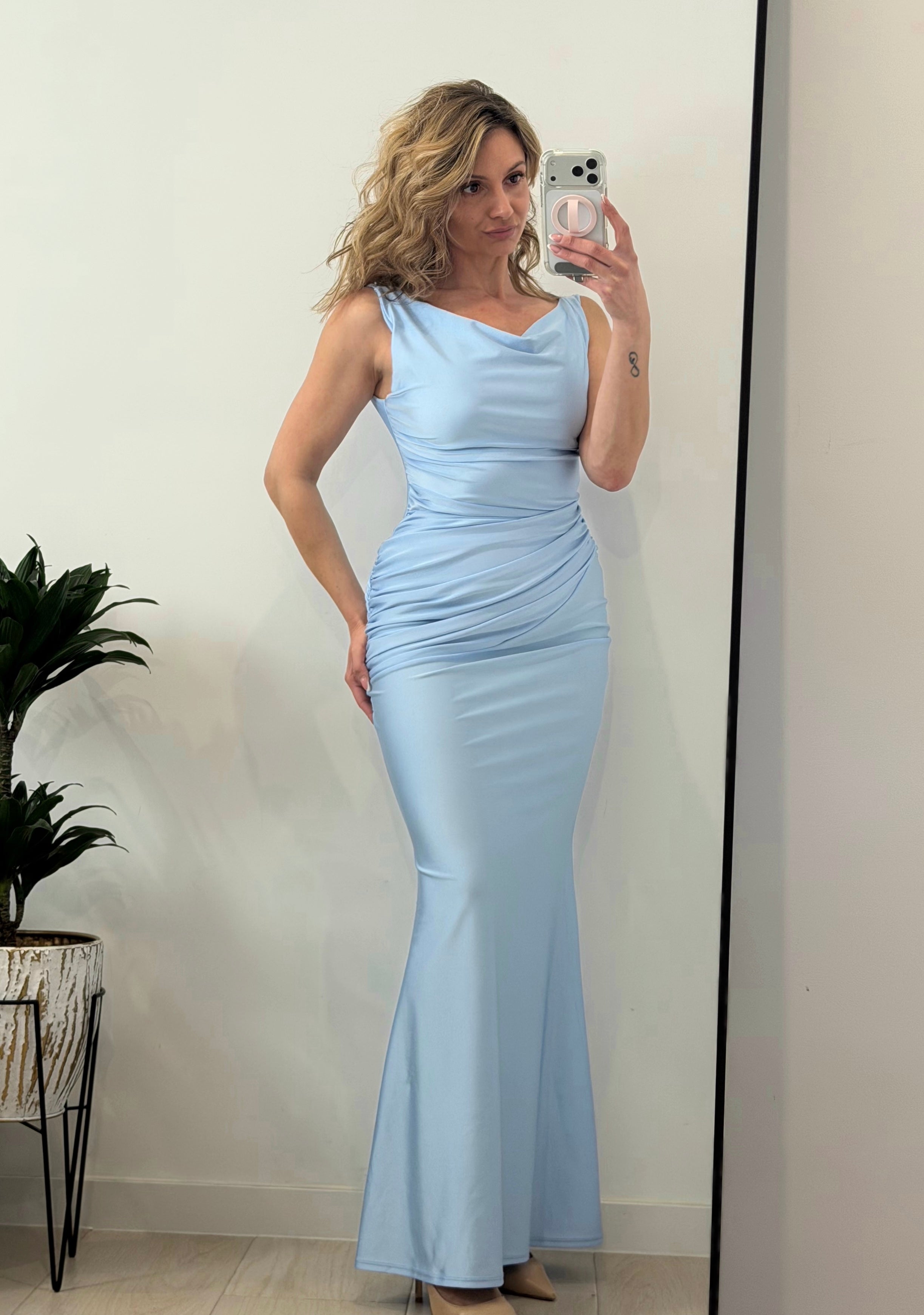 VESTIDO SATINADO AZUL CIELO