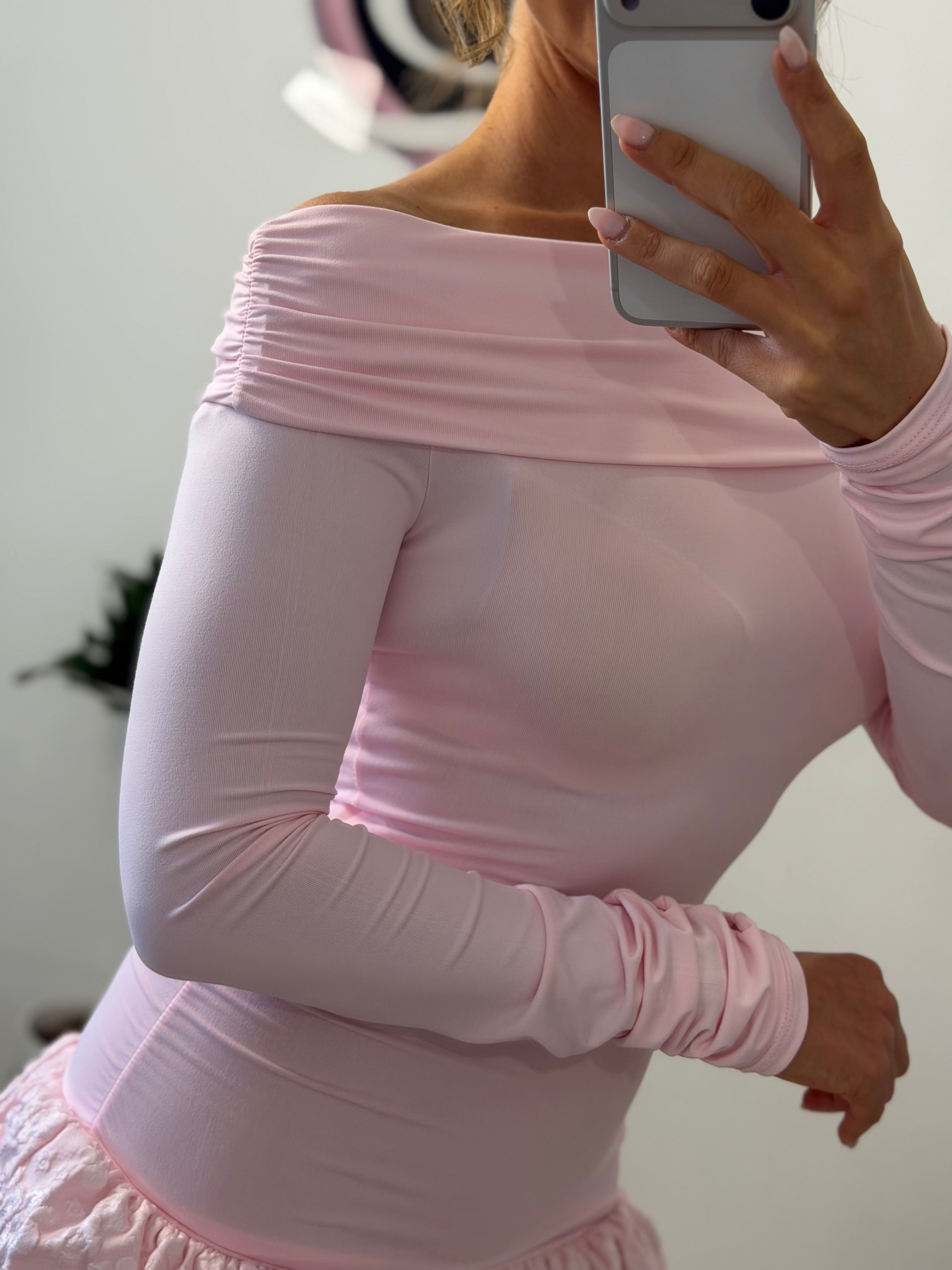 VESTIDO ROSAS BORDADAS