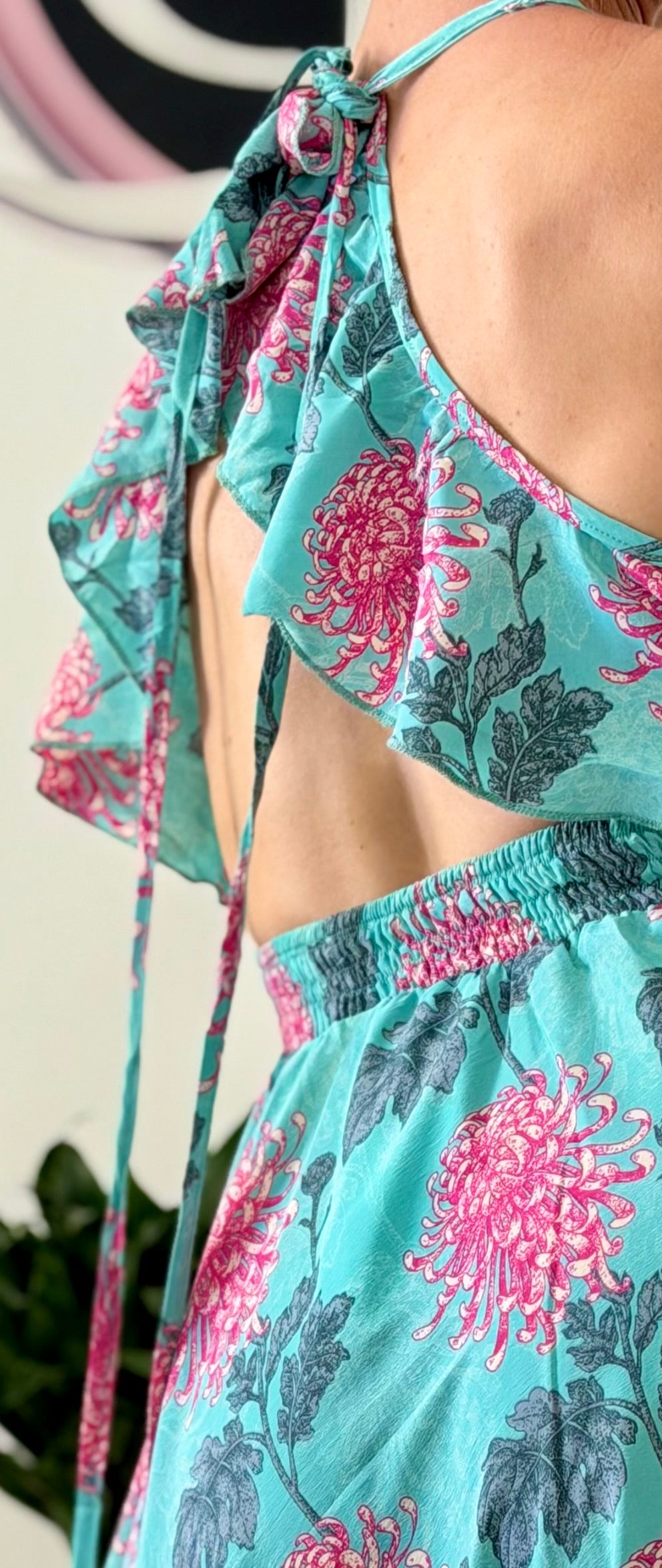 VESTIDO TROPICAL BOLSILLOS
