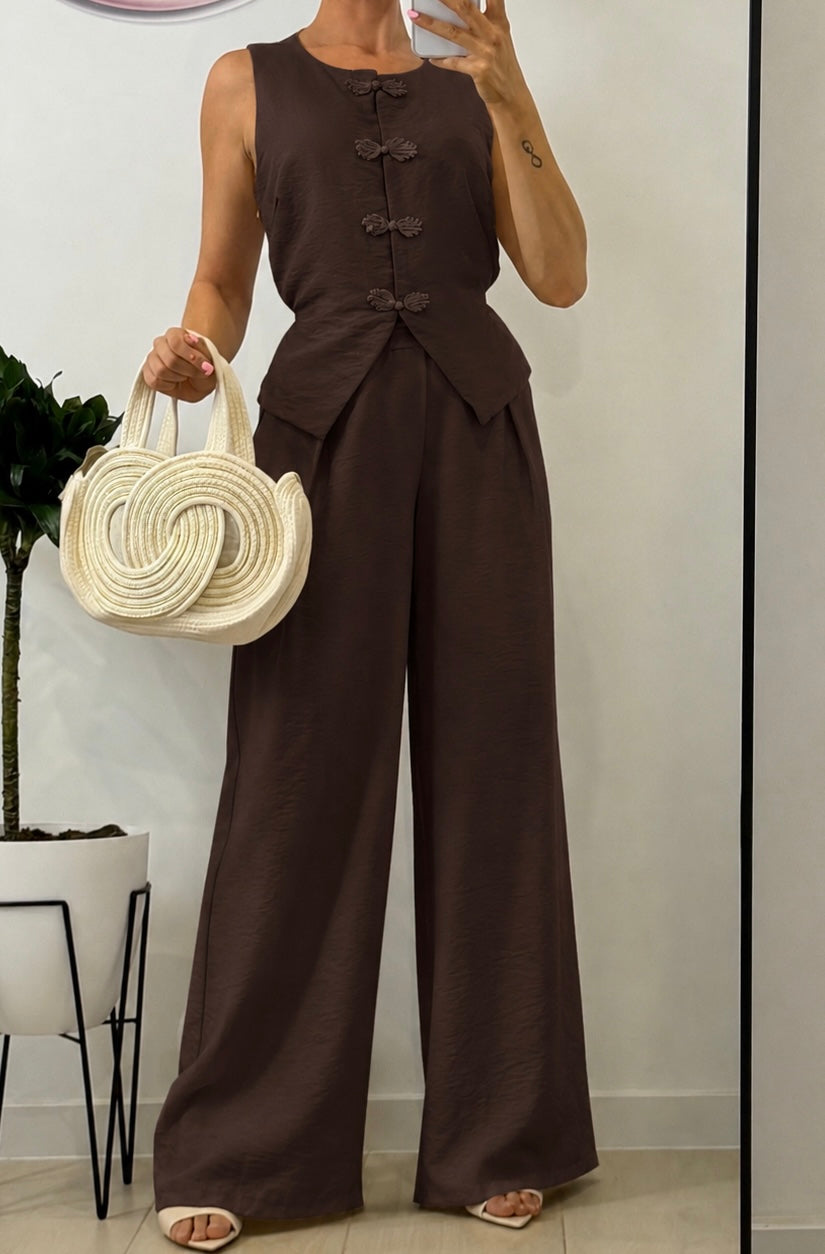 CONJUNTO ASIATICO MARRÓN CHOCOLATE