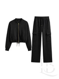 CONJUNTO DEPORTIVO, PANTALÓN RECTO OSCURO