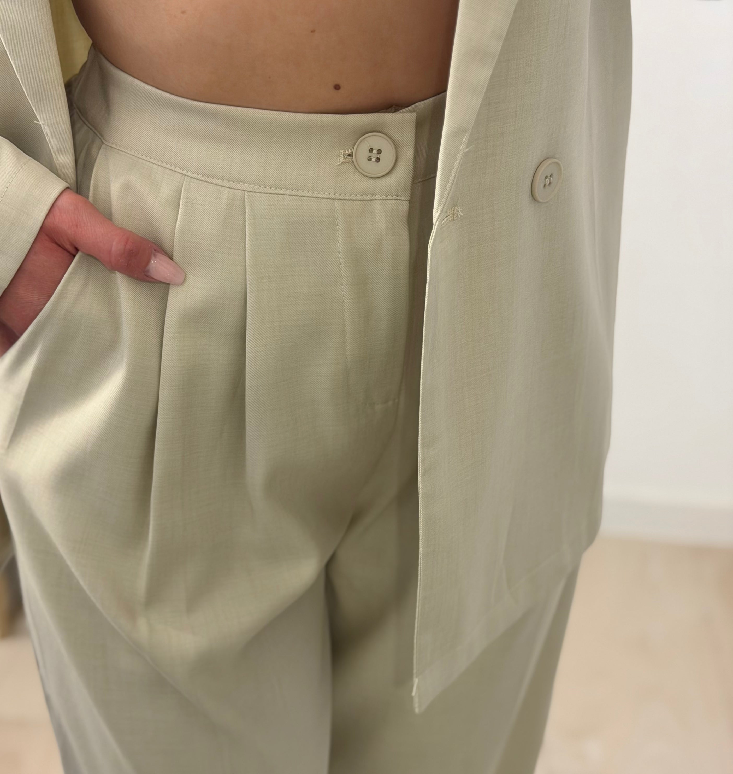 TRAJE DOS PIEZAS, BEIGE